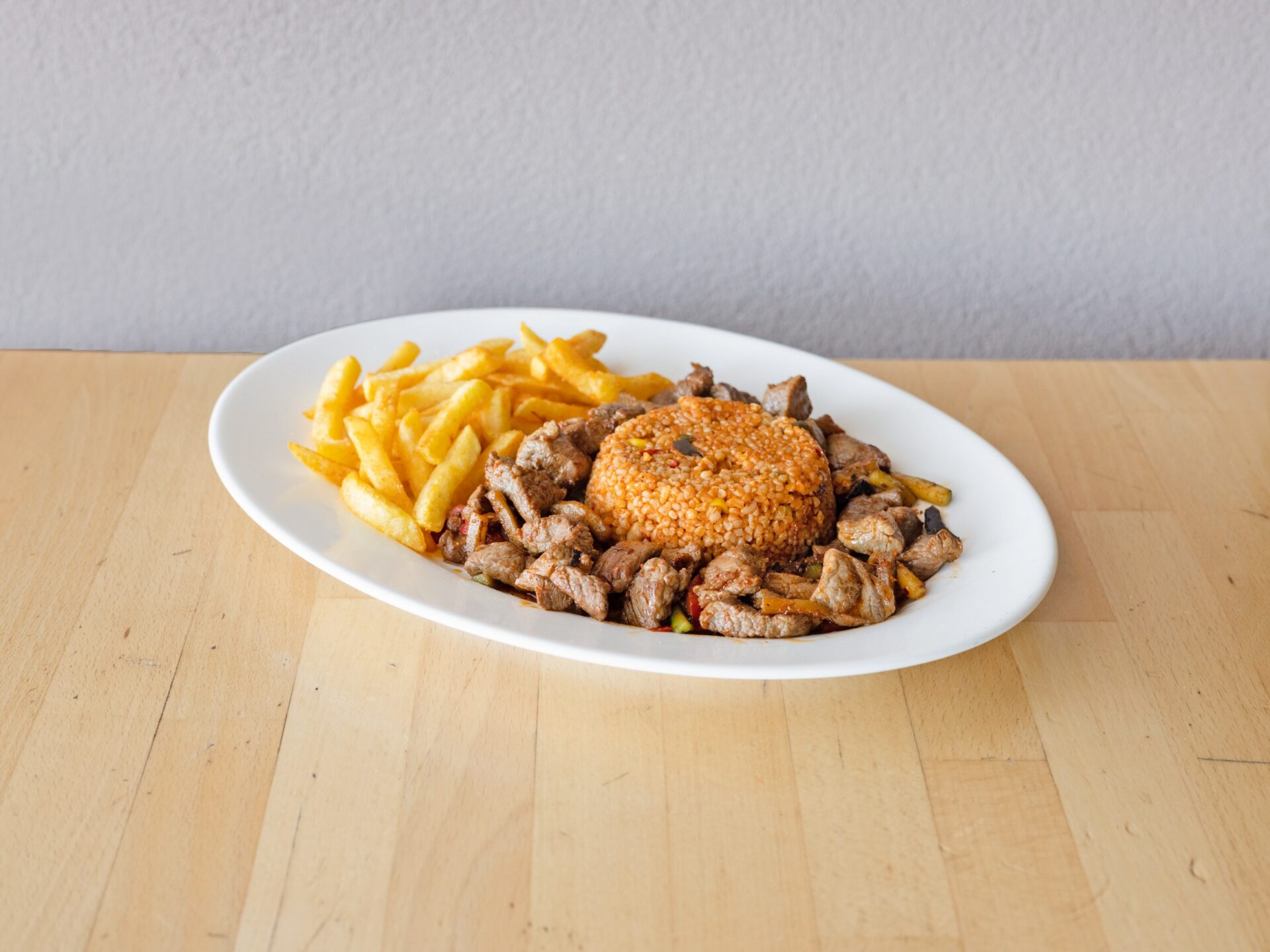 9216158_KonyaGrill42_Food_LammTeller